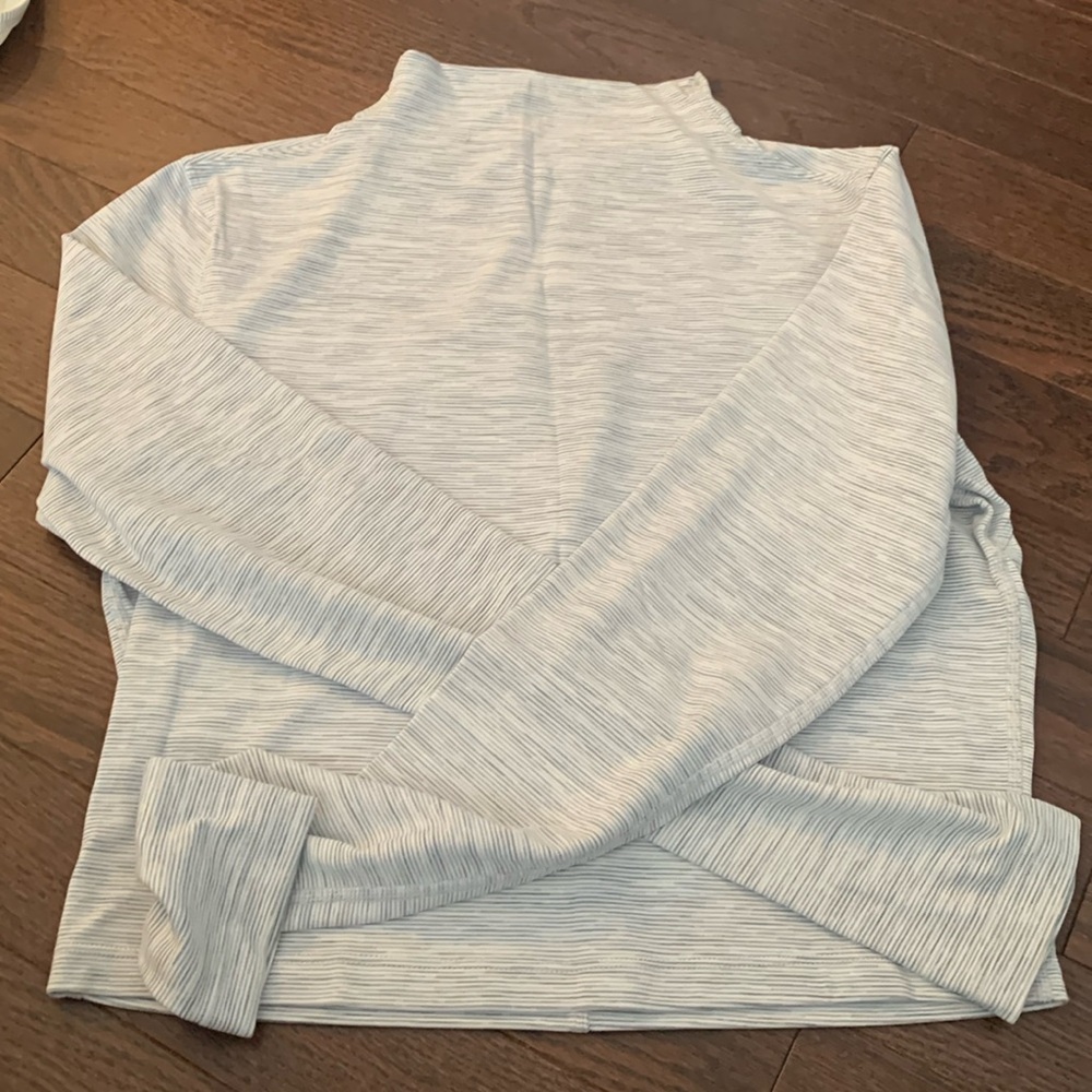 Lululemon Mockneck